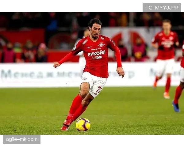 兰斯进攻火力全开,持续展现惊人实力引球迷热切期待 兰斯进攻火力全开,持续展现惊人实力引球迷热切期待