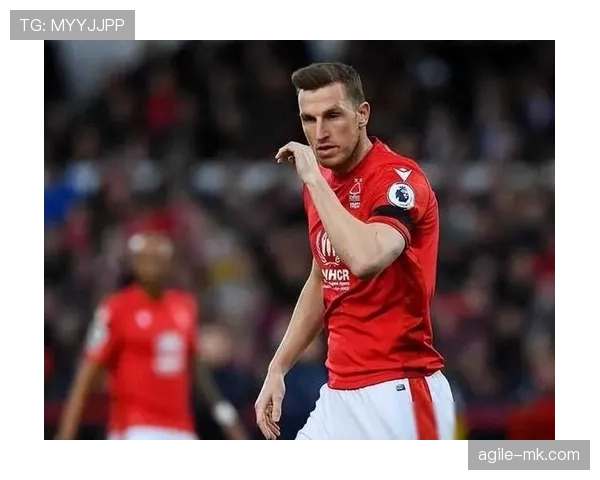 克里斯·伍德在英超表现稳健,助球队迎战关键时刻提升竞争力 克里斯·伍德在英超表现稳健,助球队迎战关键时刻提升竞争力